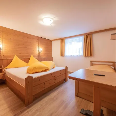 In Neustift With A Storage Apartamento